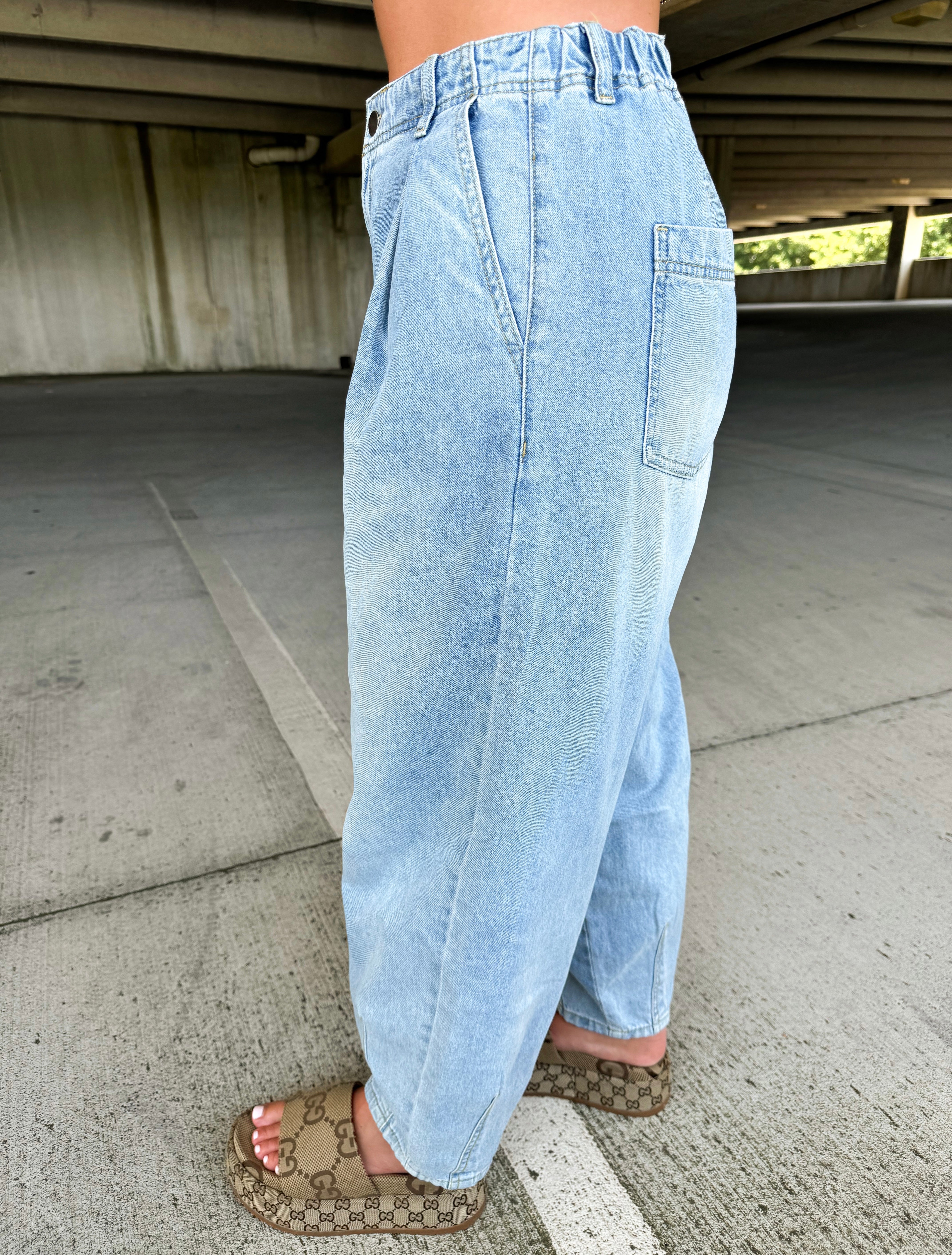 Everyday Wear Barrel Jeans