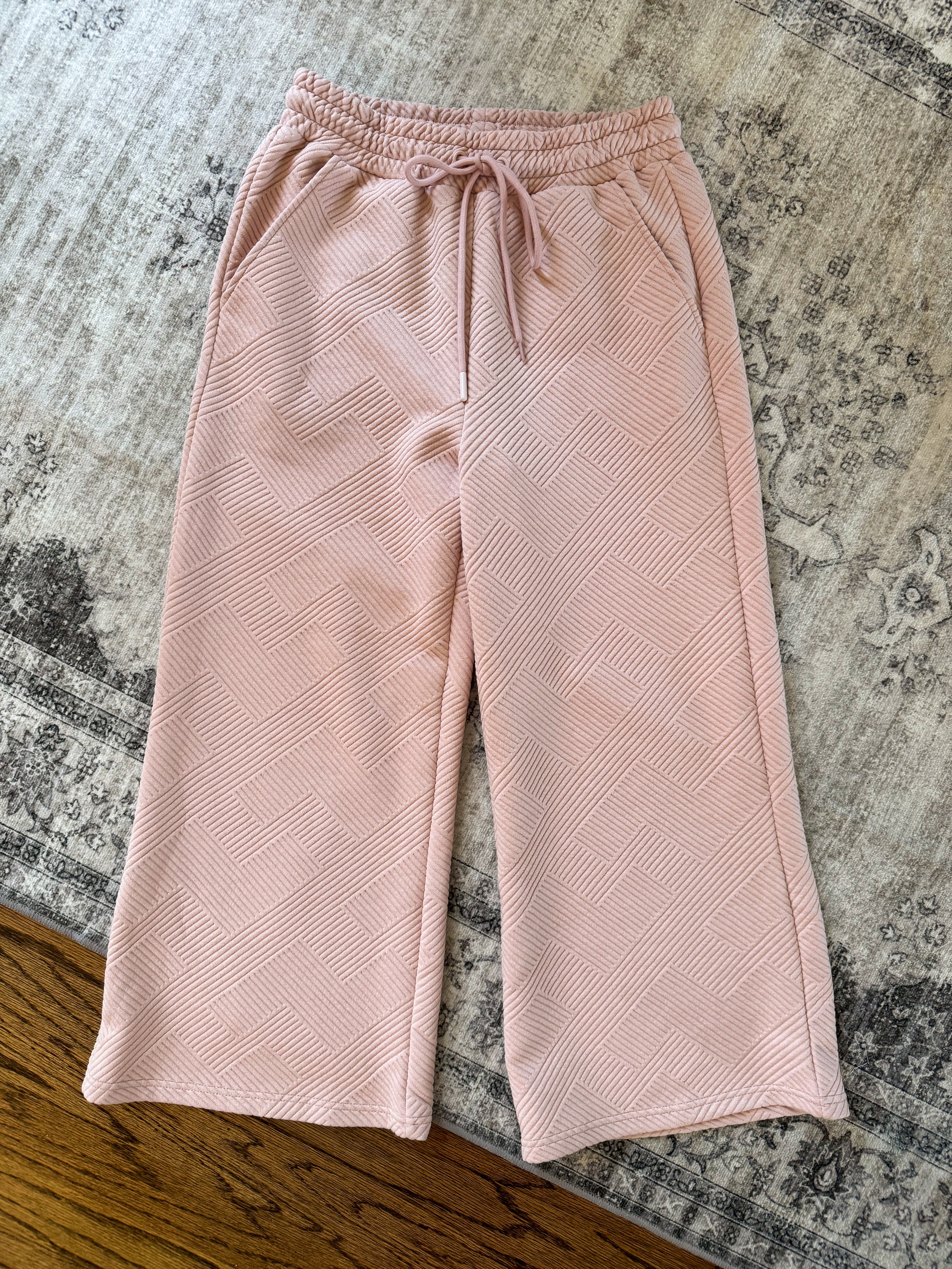 Weekend Textured Print Pants