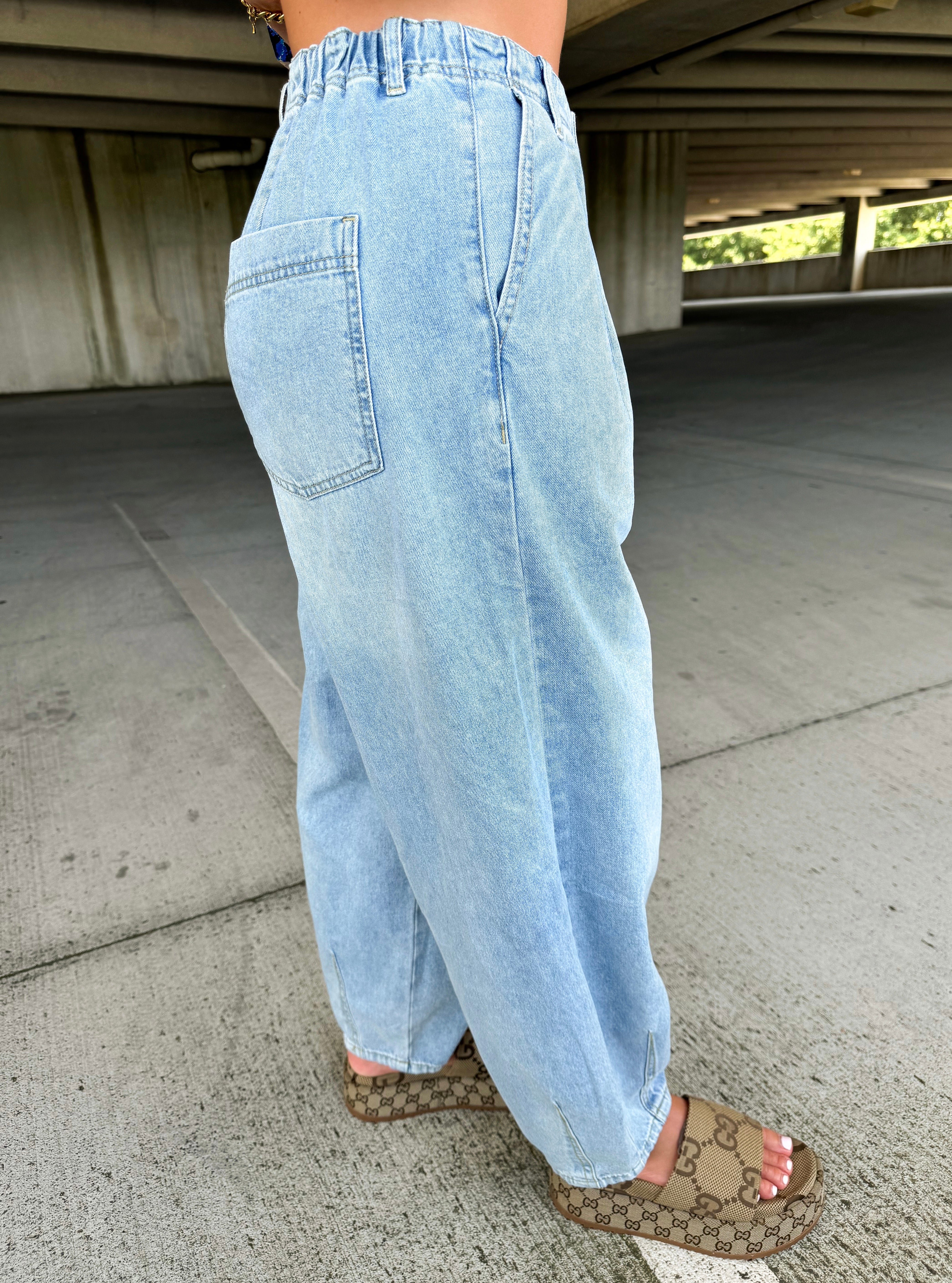 Everyday Wear Barrel Jeans