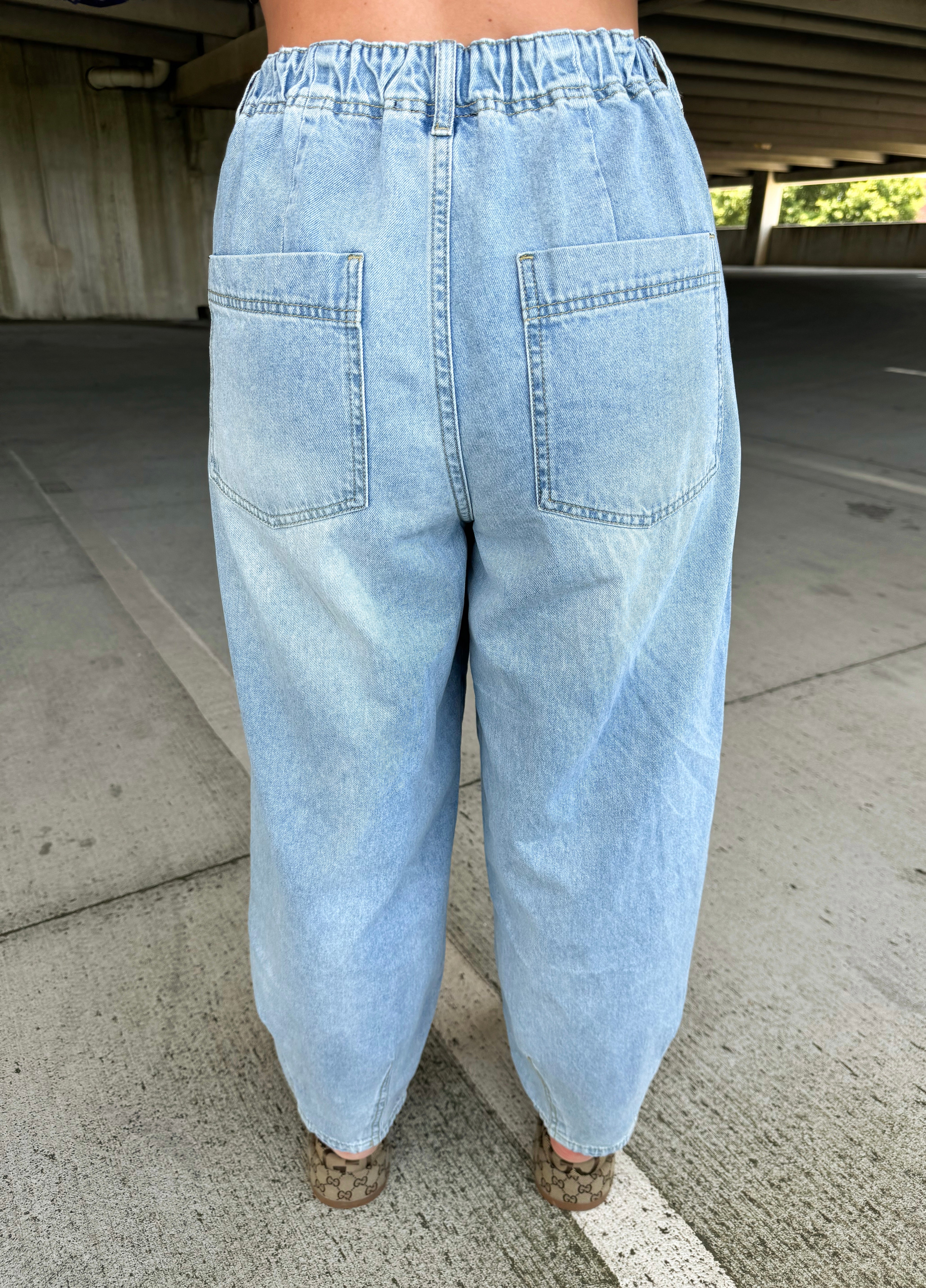Everyday Wear Barrel Jeans