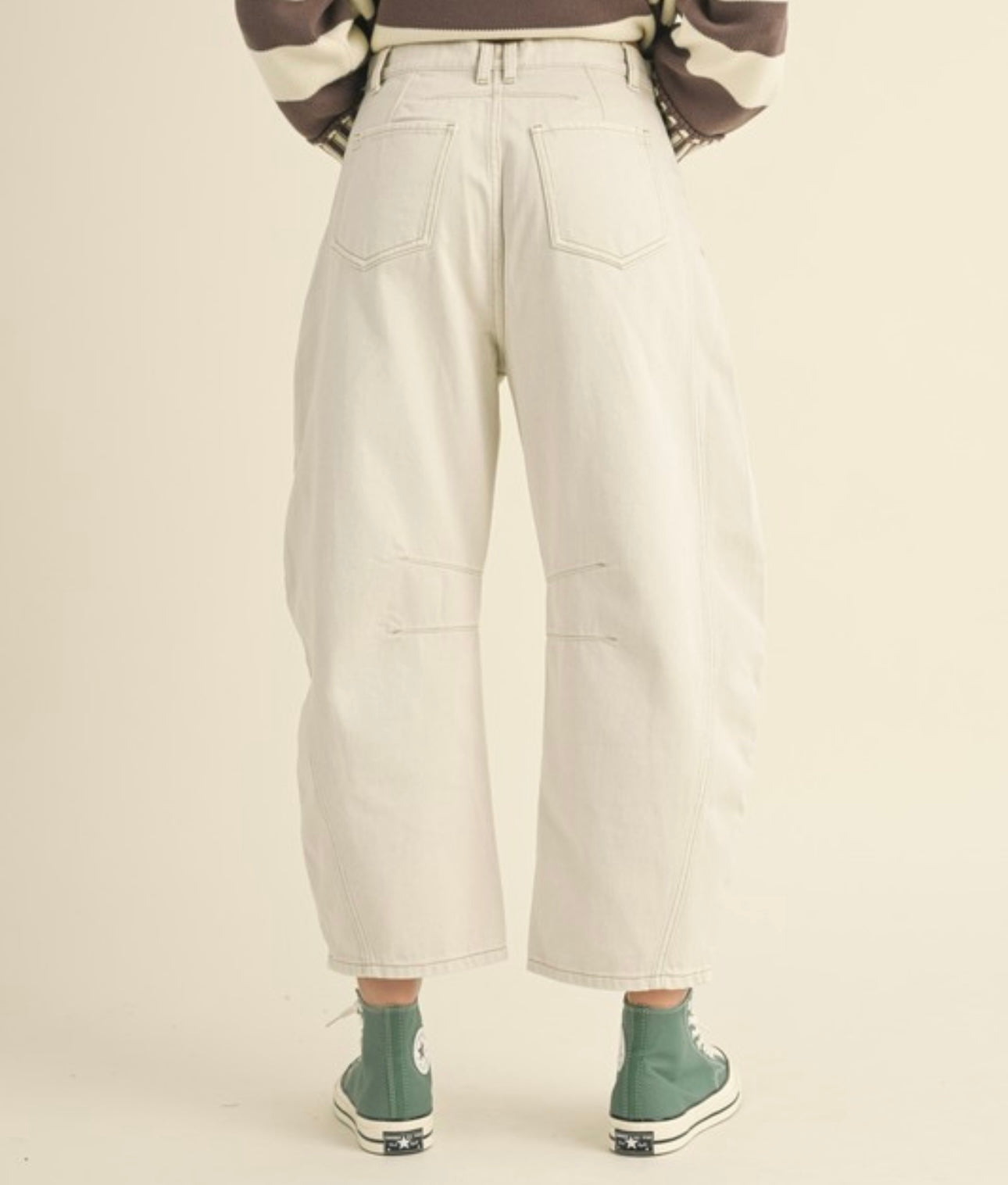 Everyday Wear Barrel Jeans - Ecru